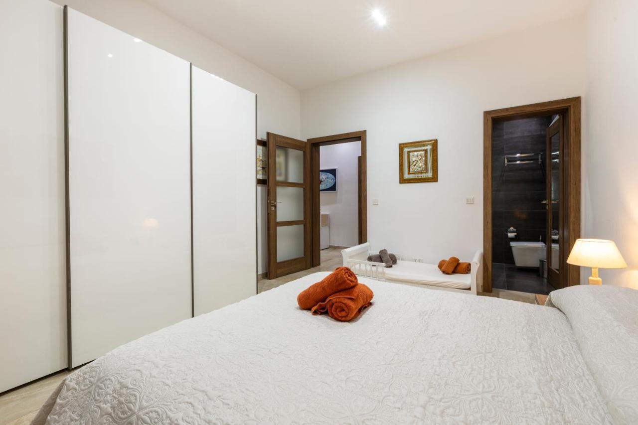 Valletta Large 3 Bedroom Exterior foto